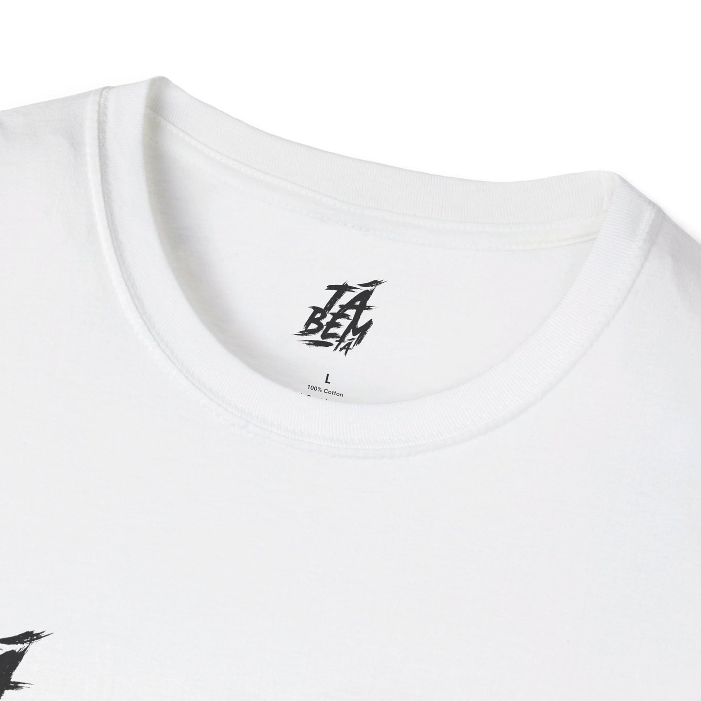 T-Shirt com Frase - Não Me Sigas Também Estou Perdido